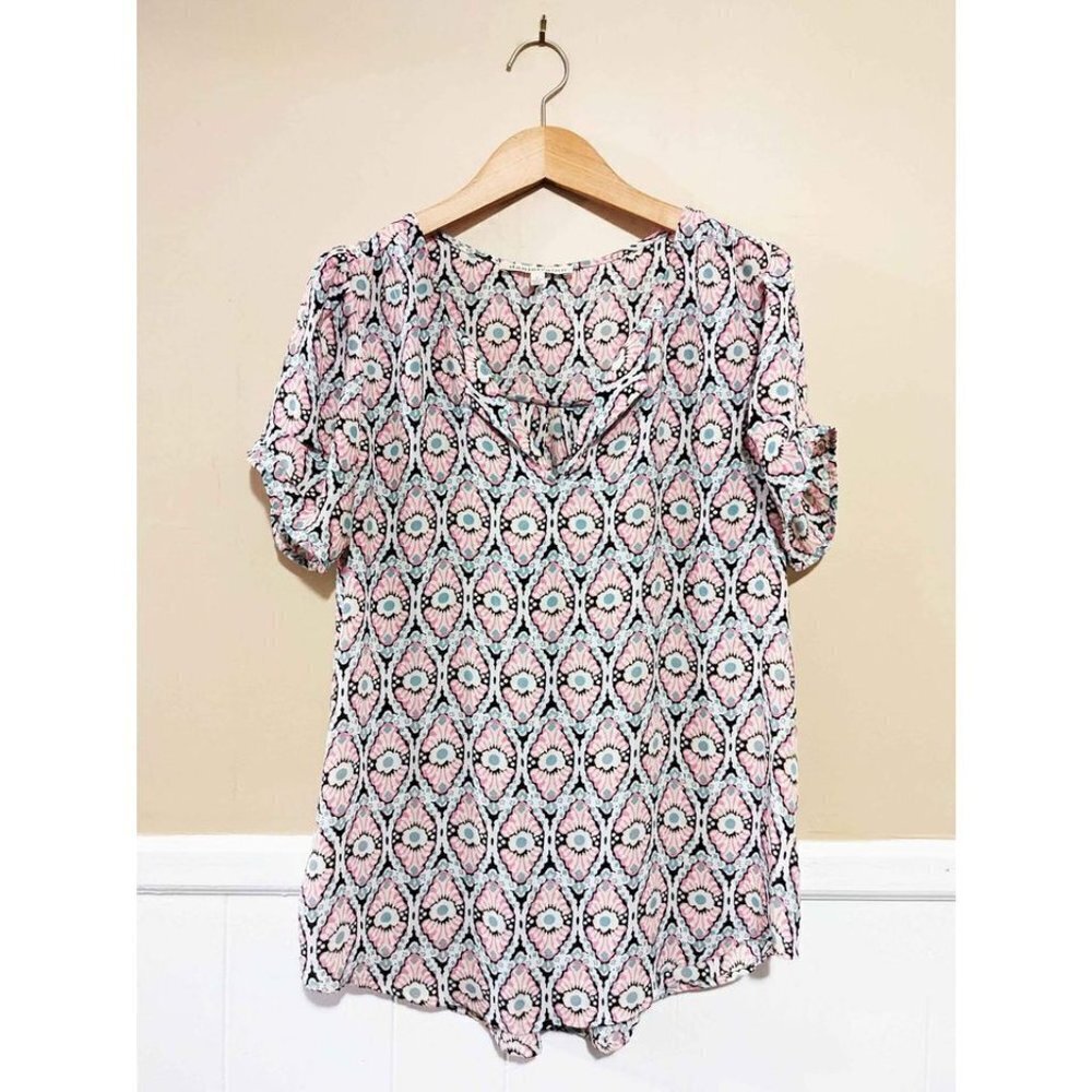 Daniel Rainn Patterned Silky Top Size Medium